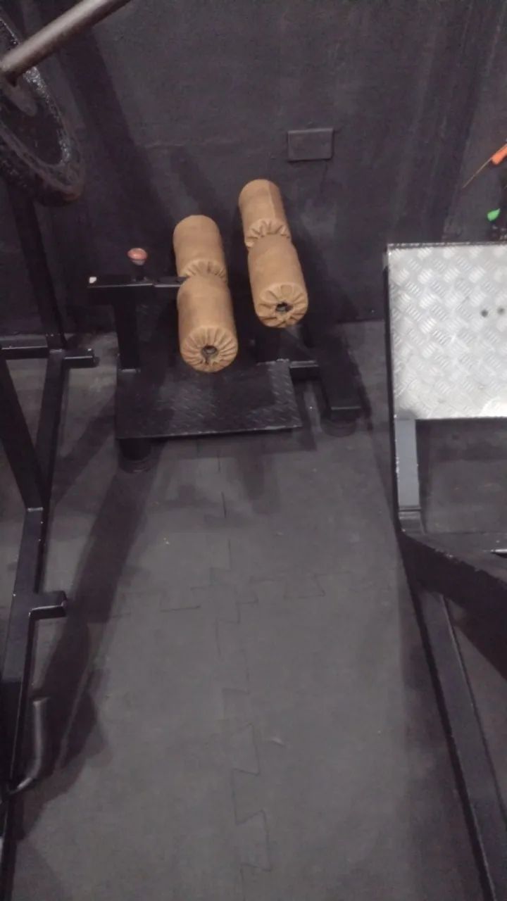 Equipamentos de musculação 