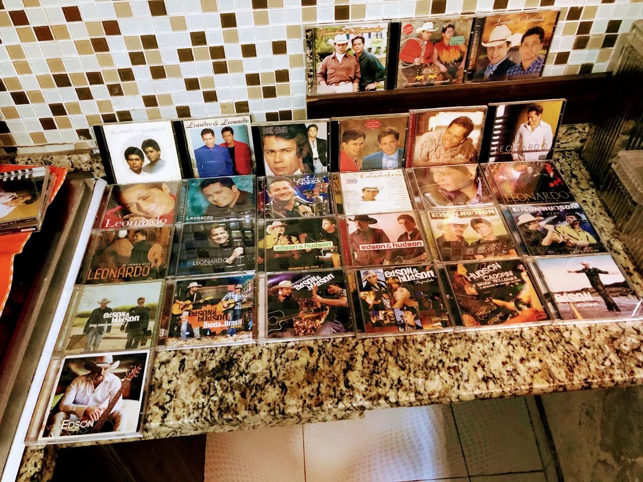 VENDO CDS ORIGINAIS DIVERSOS ! 20 CADA ! - Foto 3