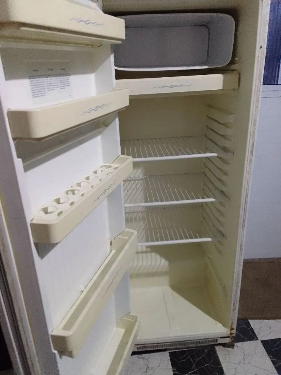 Geladeira Eletrolux  - Foto 2
