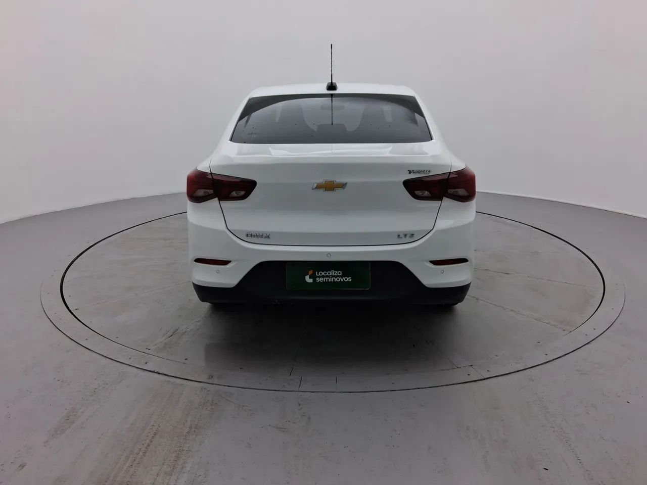 Chevrolet Onix Hatch LTZ 1.0 12V TB Flex Aut. 5P, foto 4 de 18