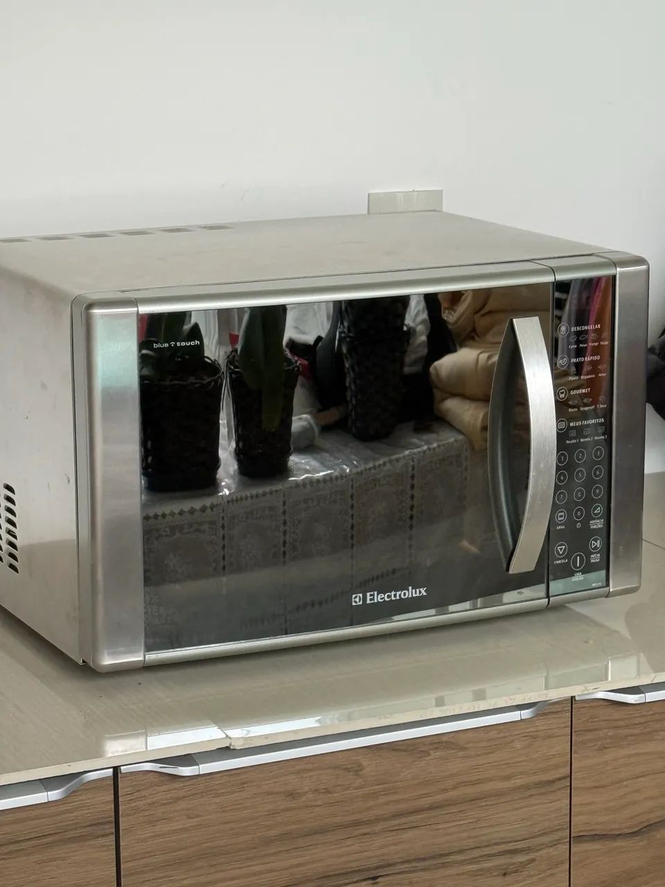 Microondas 31 Litros Electrolux - Foto 4