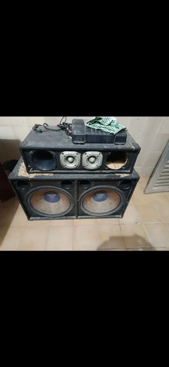 VENDO CAIXA DE SOM.