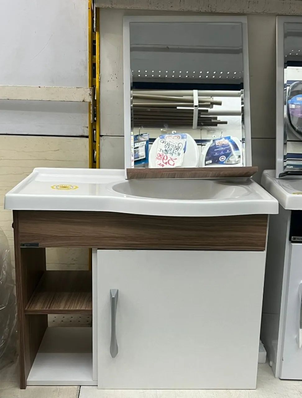 Gabinete de banheiro completo 55,5cm