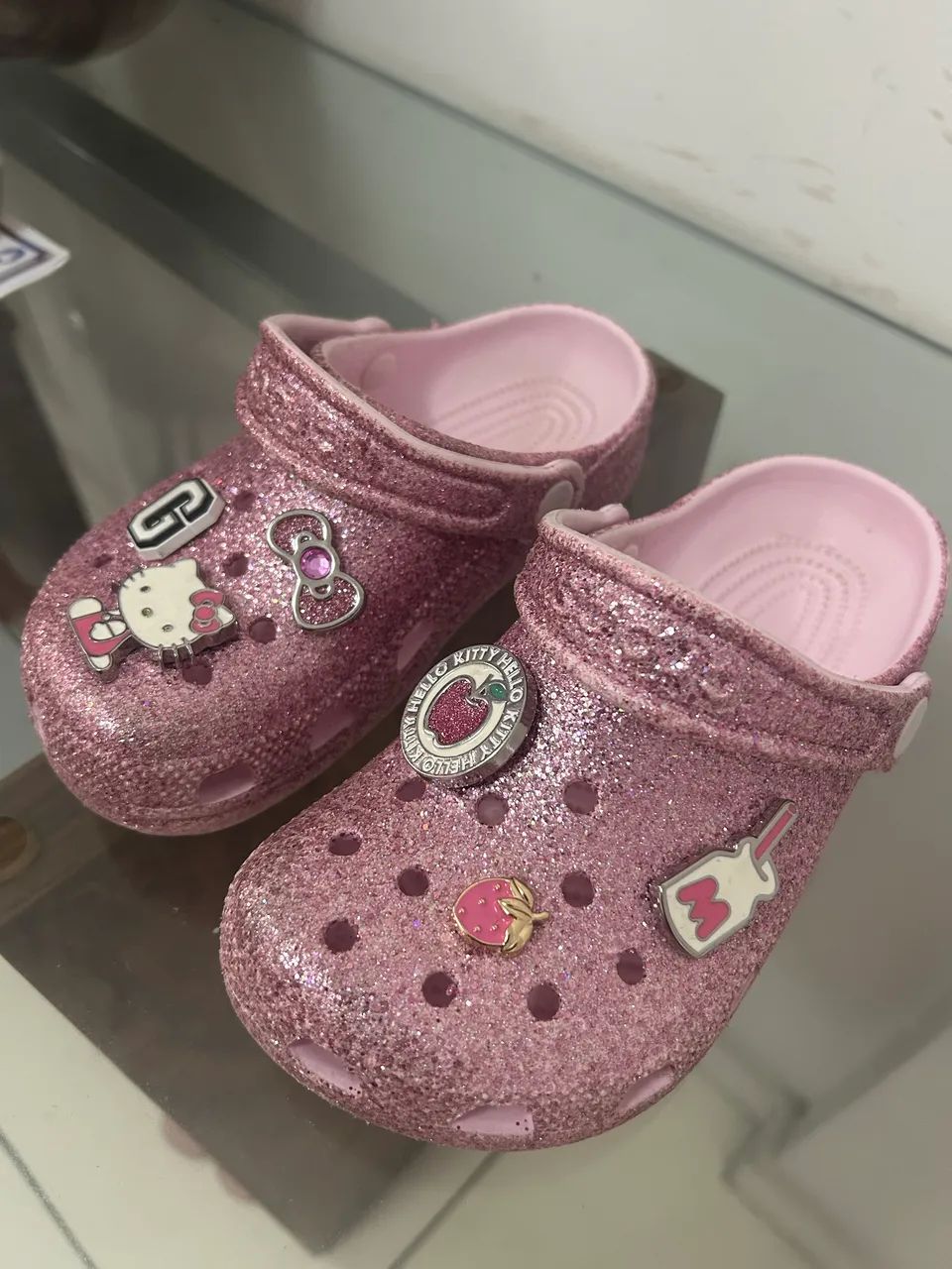 Crocs glitter rosa - Foto 4