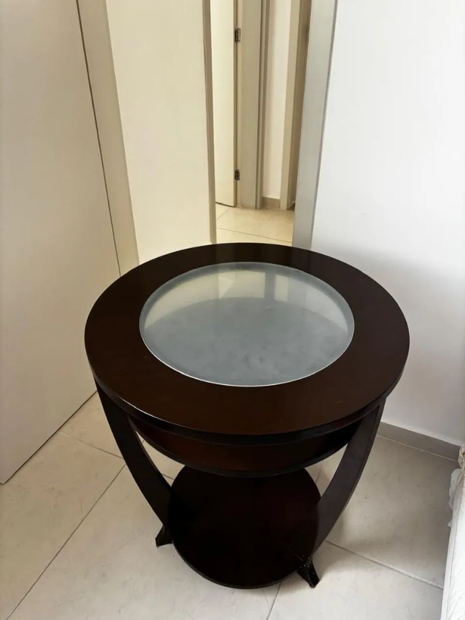Vendo Aparador e mesa lateral  - Foto 2