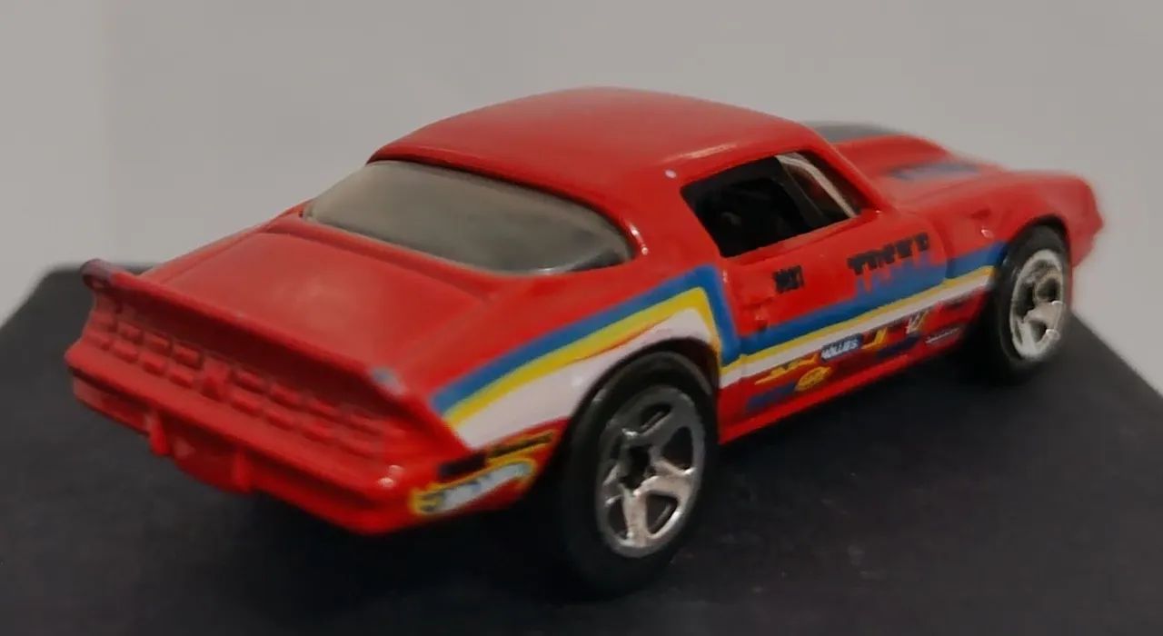 Hot Wheels Chevrolet Camaro (2012) - Foto 5
