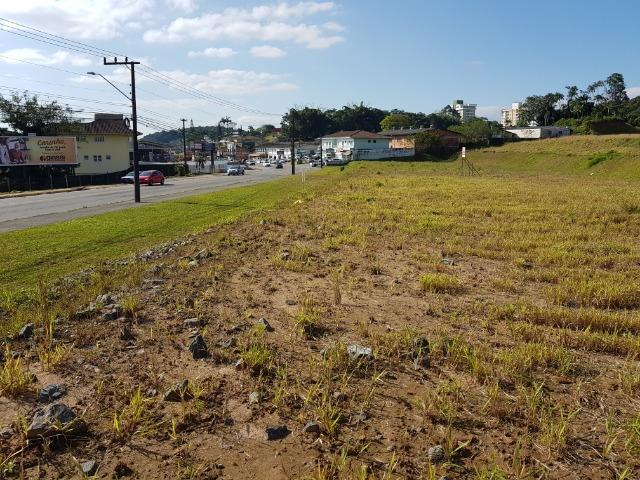Terrenos comerciais de frente para a rua Santa Catarina no bairro Floresta - Foto 18