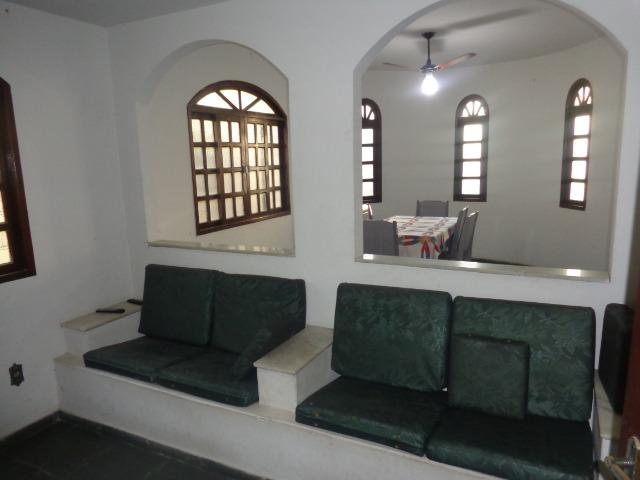 Casa c/ 5 quartos sendo 2 suítes , Churrasqueira e 3 vagas de garagem - Foto 4