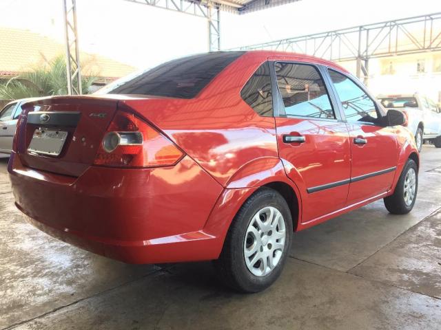Fiesta Sedan 1.0 8V Flex 4p - Foto 3