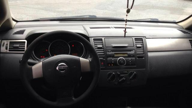 Nissan Tiida 2008 - Foto 9