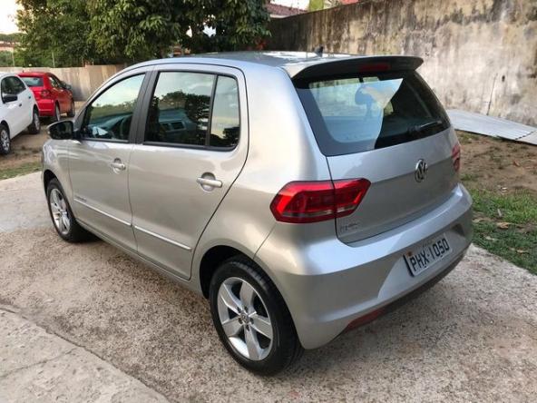 Volkswagen Fox Comfortline 1.0 (Flex) - Foto 6
