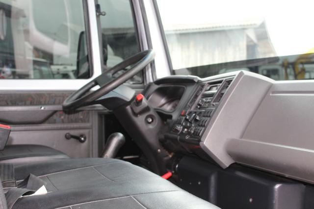 Ford cargo 816 s cabine suplementar e carroceria - Foto 12