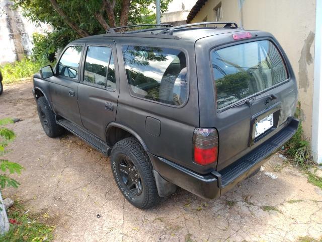 Hilux Sw4 2000 toda restaurada, tudo novo, preta muito conservada - Foto 2
