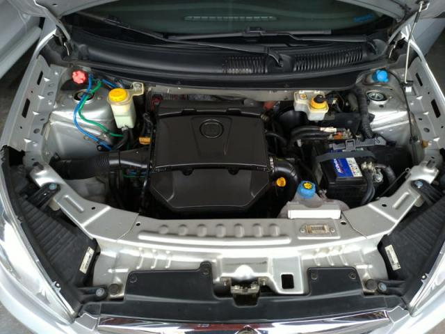 FIAT GRAND SIENA ESSENCE DUAL 1.6 FLEX 2013 com Teto Solar - Foto 14