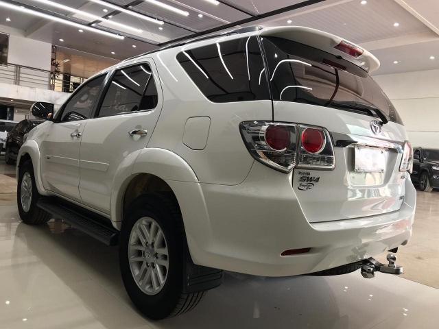 HILUX SW4 2014/2015 3.0 SRV 4X4 7 LUGARES 16V TURBO INTERCOOLER DIESEL 4P AUTOMÁTICO - Foto 2