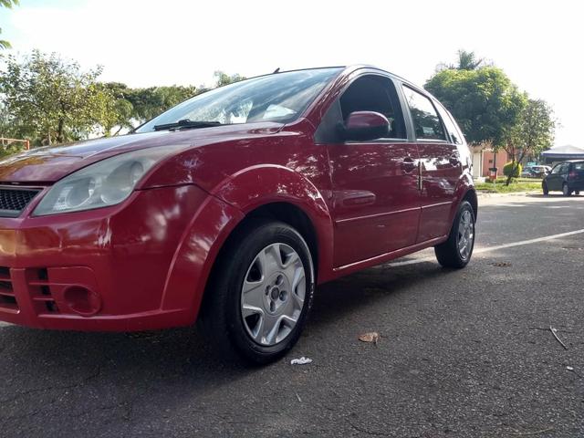 Vendo Ford Fiesta 07/08 completo 1.0 flex Cel 62- * zap