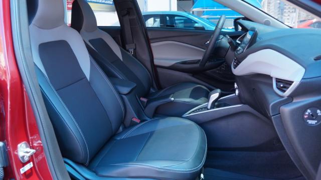 CHEVROLET ONIX 1.0 TURBO FLEX PLUS PREMIER AUTOMÁTICO - Foto 11