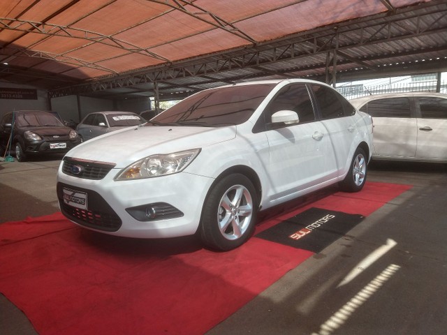 FORD- FOCUS 2.0 MANUAL 2010