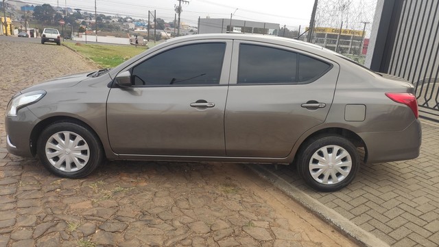 VERSA 1.0 2016 ÚNICO DONO