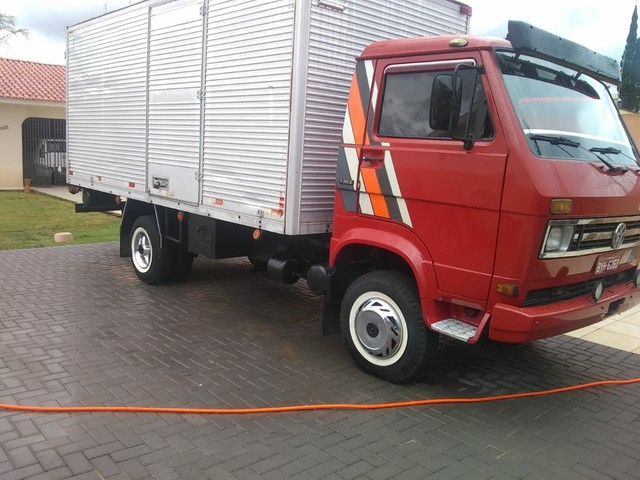 CAMINHA MODELO VW 7905 ANO 93