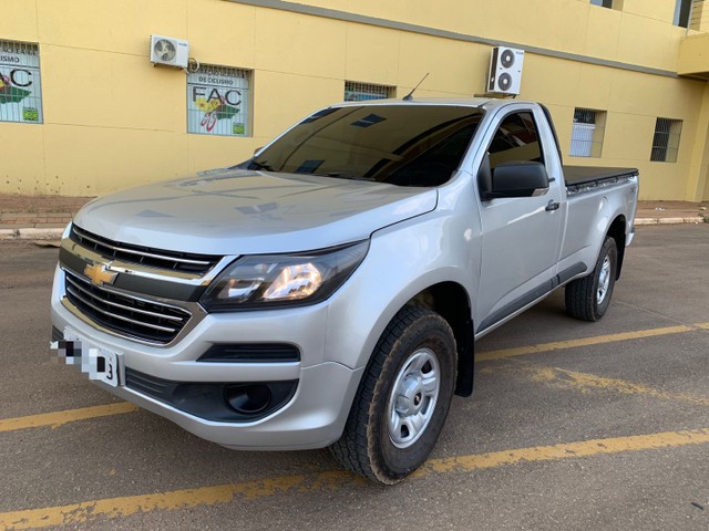 S10 CABINE SIMPLES 2018 ACEITO CARRO NO NEGOCIO