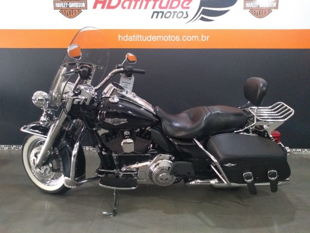 HARLEY DAVIDSON ROAD KING