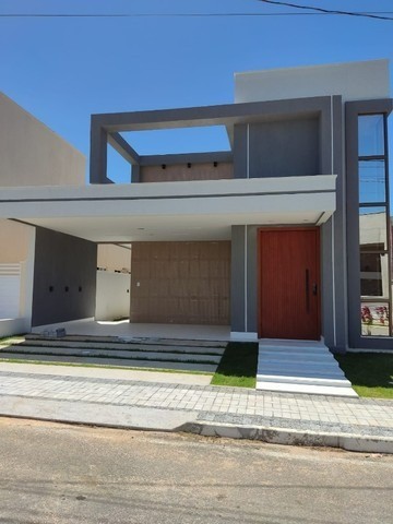 Casa Térrea 3/4 e 3 suítes de 150 m², porcelanato, 3 vagas no Monte Carlo por 725.000,00 