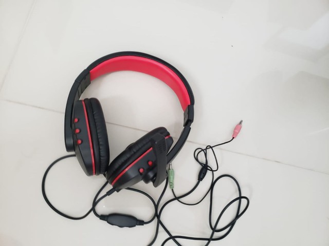 Fone de ouvido headset com 2 entradas para PC\u003cbr\u003e\u003cbr\u003e - Computadores e  acessórios - SIM, Feira de Santana 1006013017 | OLX