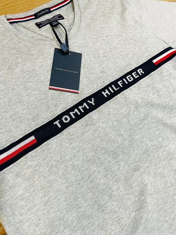 Camiseta Tommy Hilfiger Masculina Lançamento - Foto 2