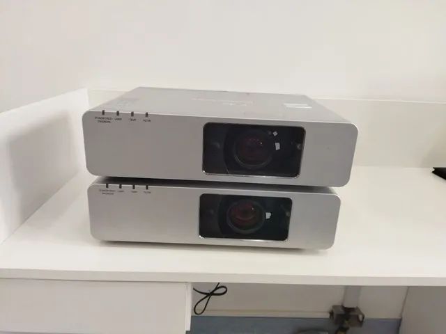 Projetor Panasonic Pt-F200U - Foto 4