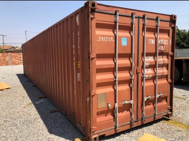 Vendo Container marítimo de 12 metros em excelente estado!