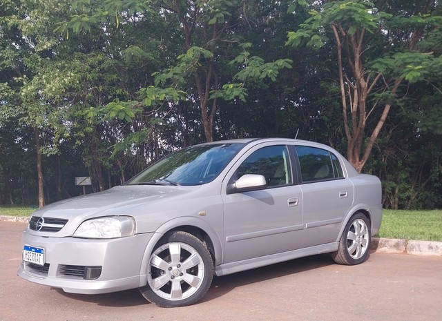 GM - CHEVROLET ASTRA ELEGANCE  MPFI FLEXPOWER 8V 5P 2005 - 1129858624 |  OLX