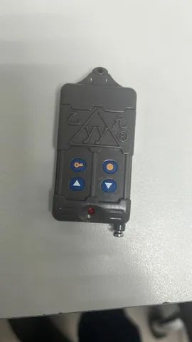 Controle remoto para porta automatica de enrolar - Foto 2