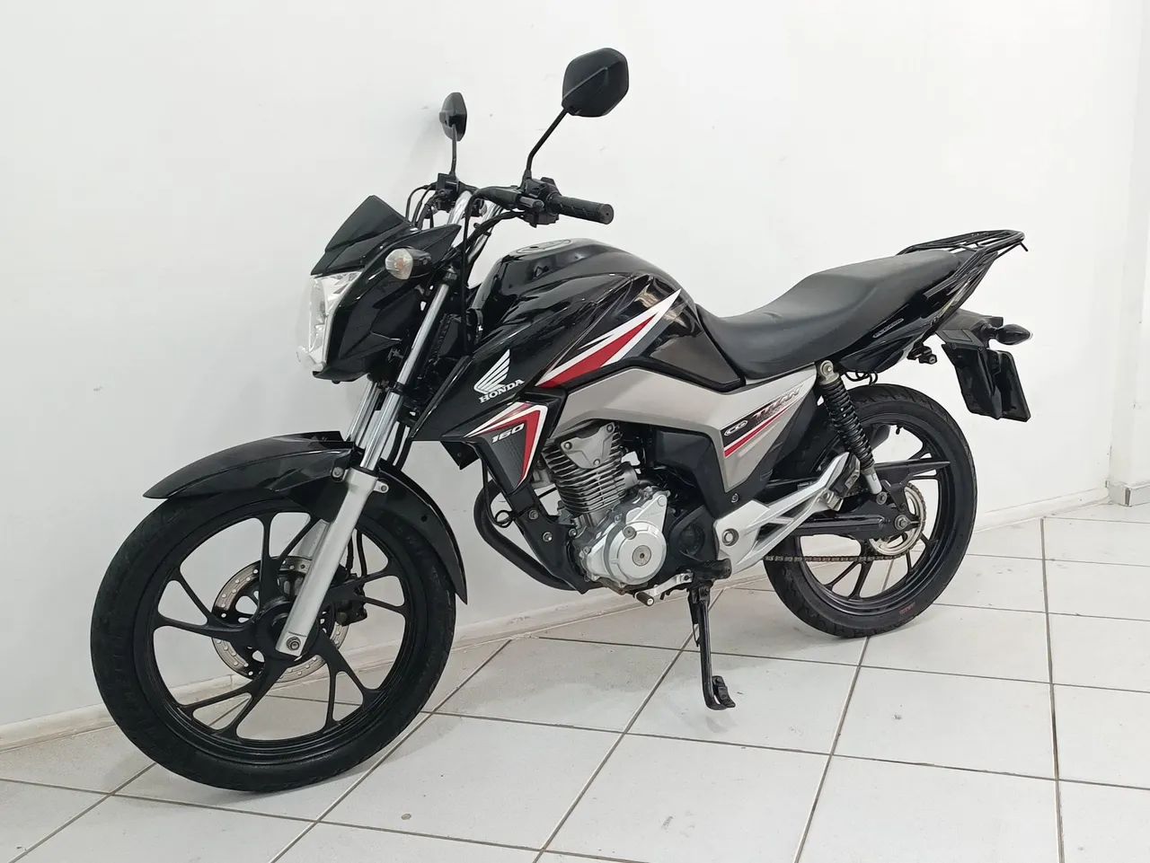 Cg 160 Titan! Ano 2018! Linda Moto Financiamos e Aceitamos Trocas! - Foto 8
