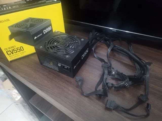 Fonte Corsair CV550 550W