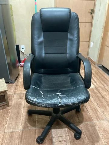 Cadeira de escritorio(No estado)
