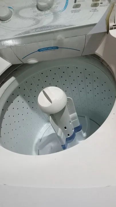 Máquina de Lavar Electrolux 15 kilos funcionando  - Foto 4
