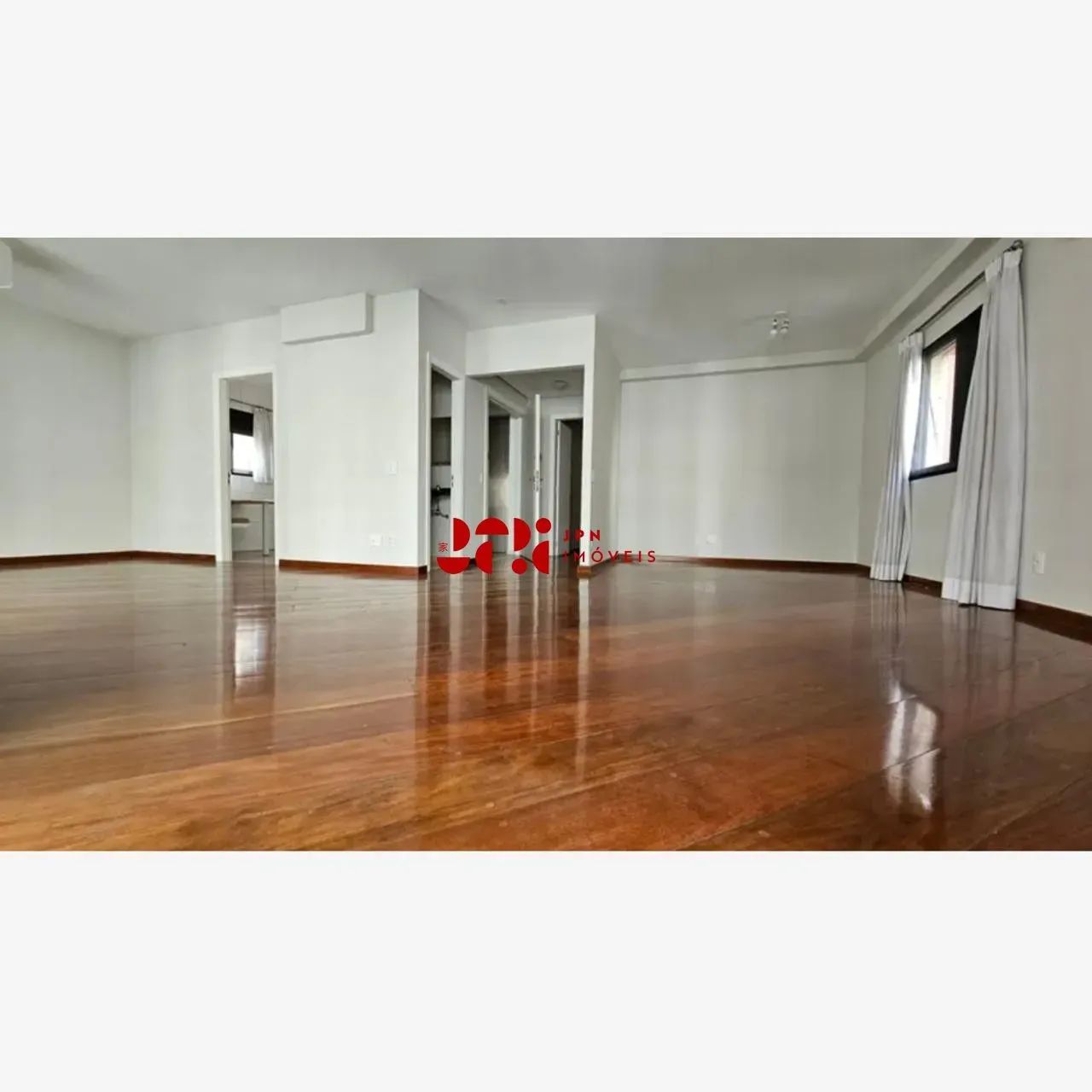 Apto em Moema - 167m², 03 suítes, 04 vagas - Foto 2