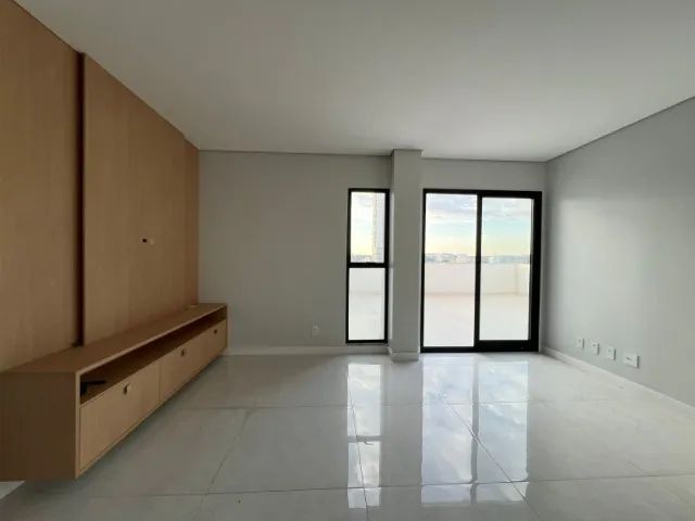 03 suítes, novo e com terraço - Foto 2