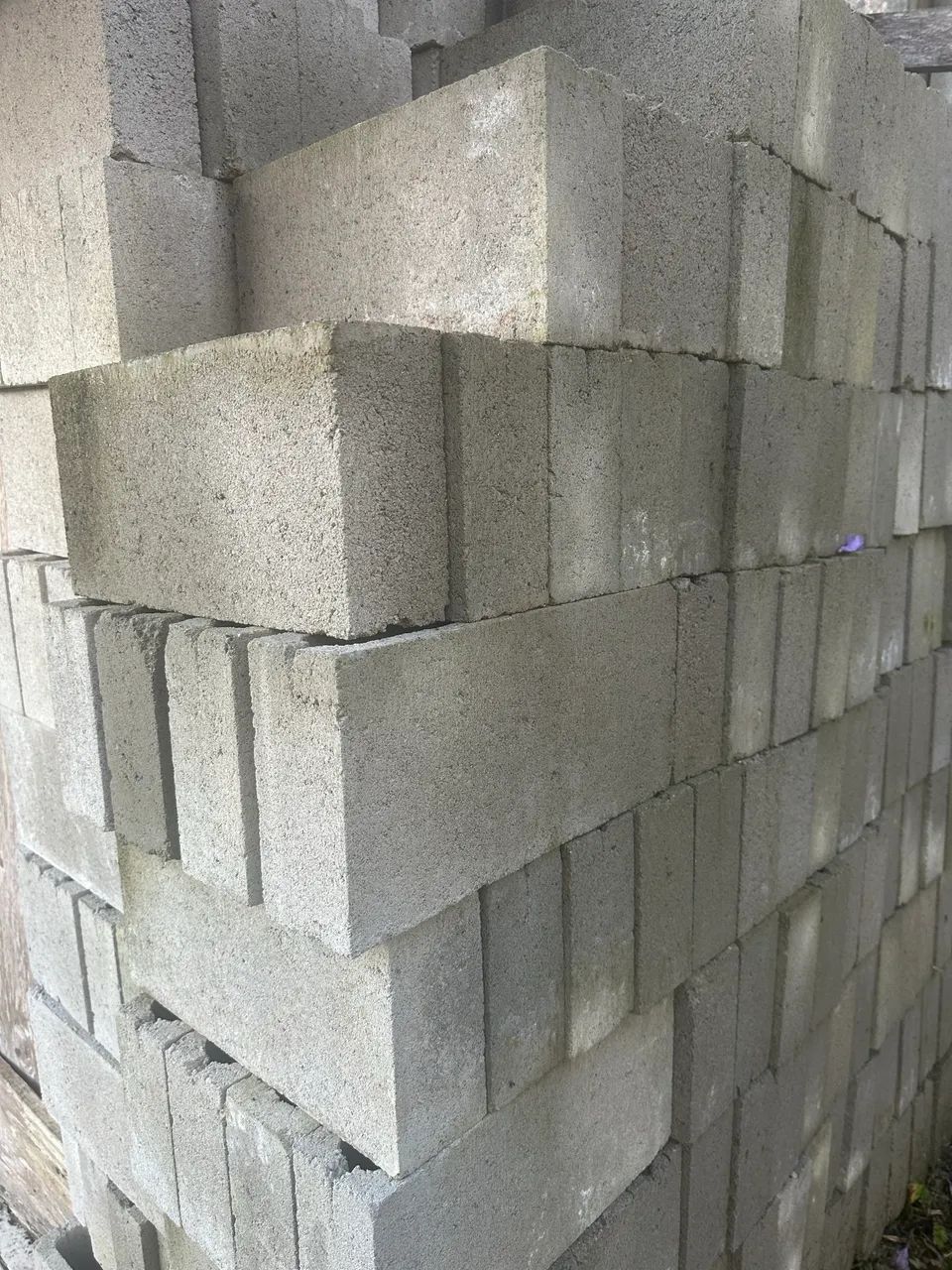Blocos de Concreto64842101684355121