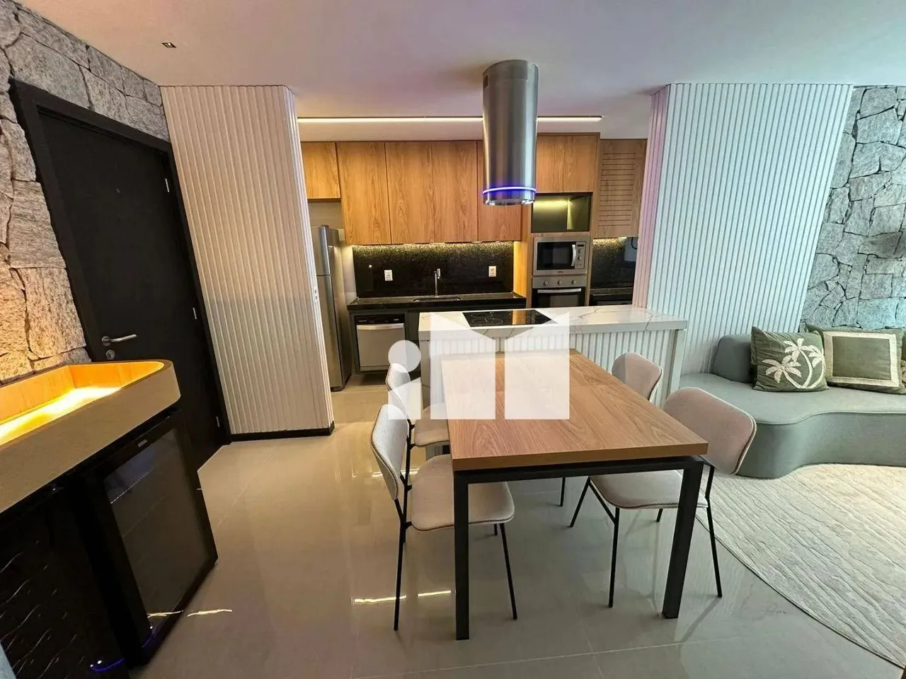 Apartamento com 2 dormitórios à venda, 60 m² por R$ 659.900,00 - Praia de Itaparica - Vila