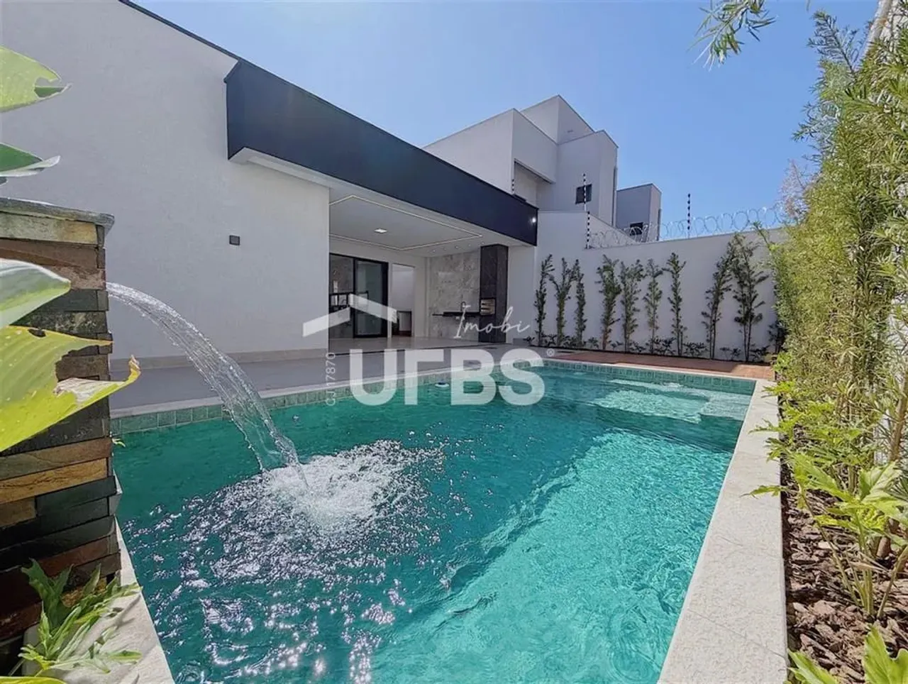 0 - Casa 4 quartos, sendo 3 suítes