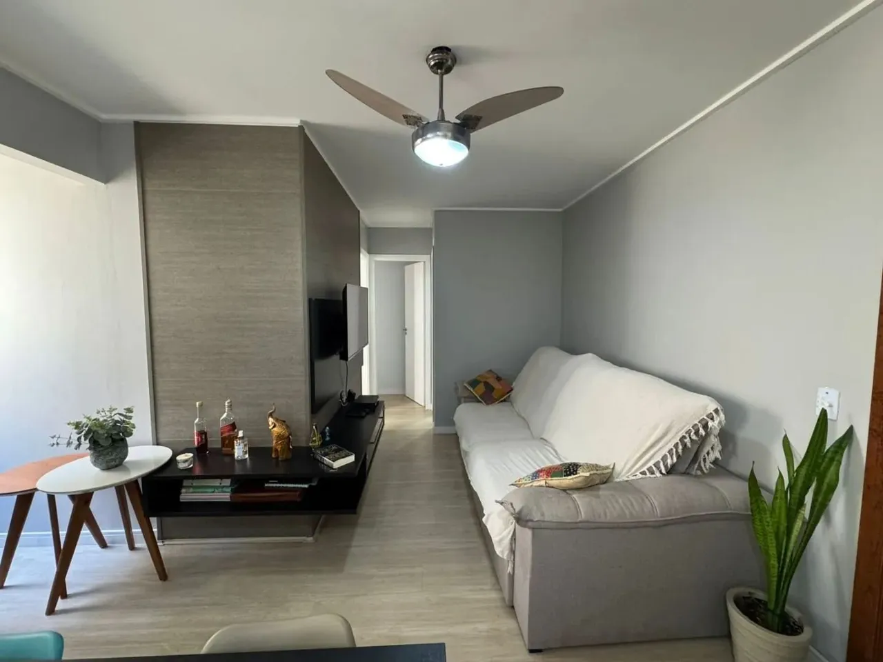 MRL7888 - Oportunidade em Itapuã, 2 quartos, 1 suíte, 60m2, área de lazer, 1 vaga semi-cob