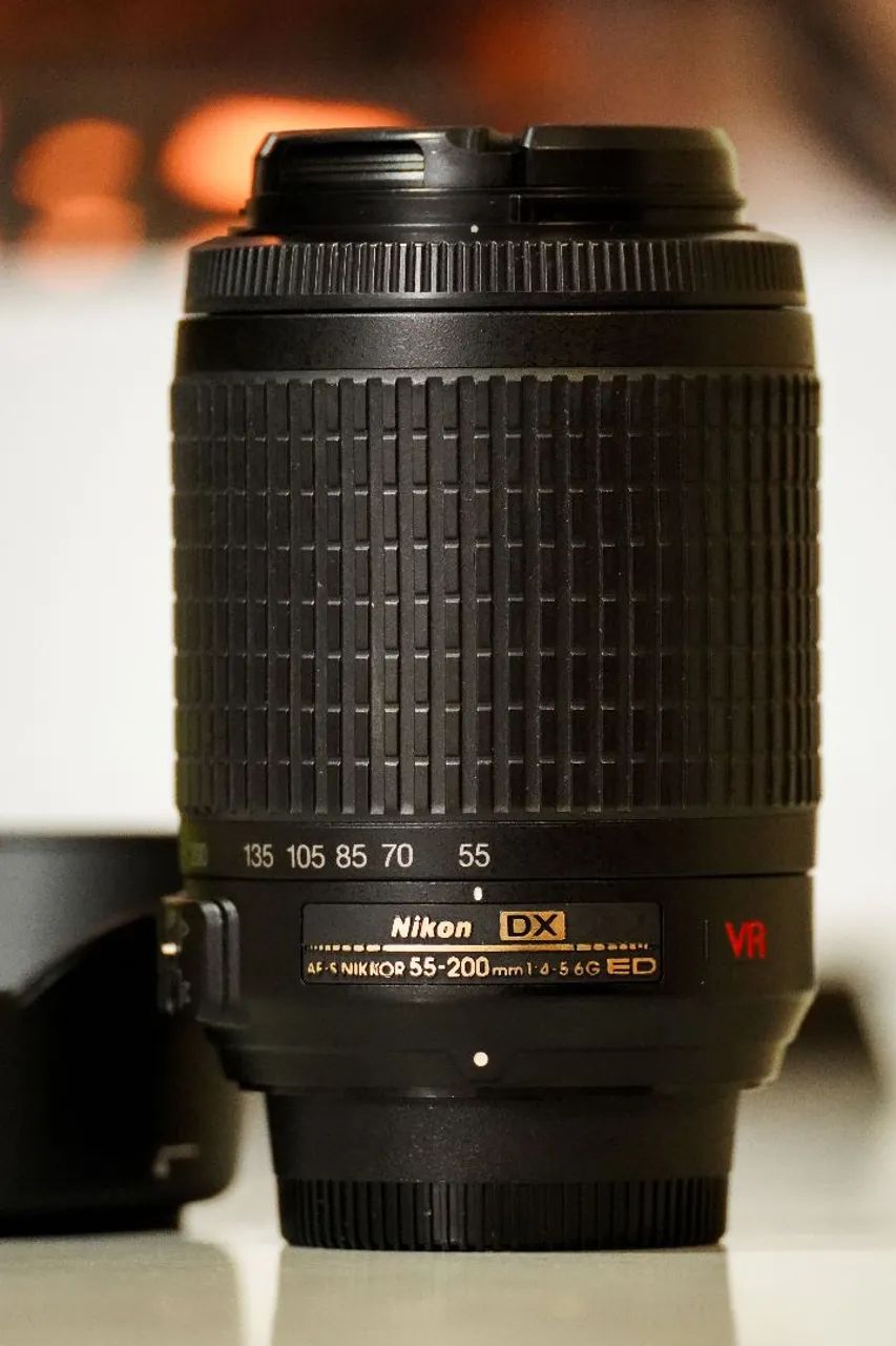 Objetiva Nikon 55-200mm f/4-5.6G IF-ED AF-S DX VR