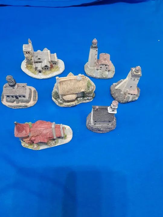 Conjunto de miniaturas de casas medievais - Foto 4