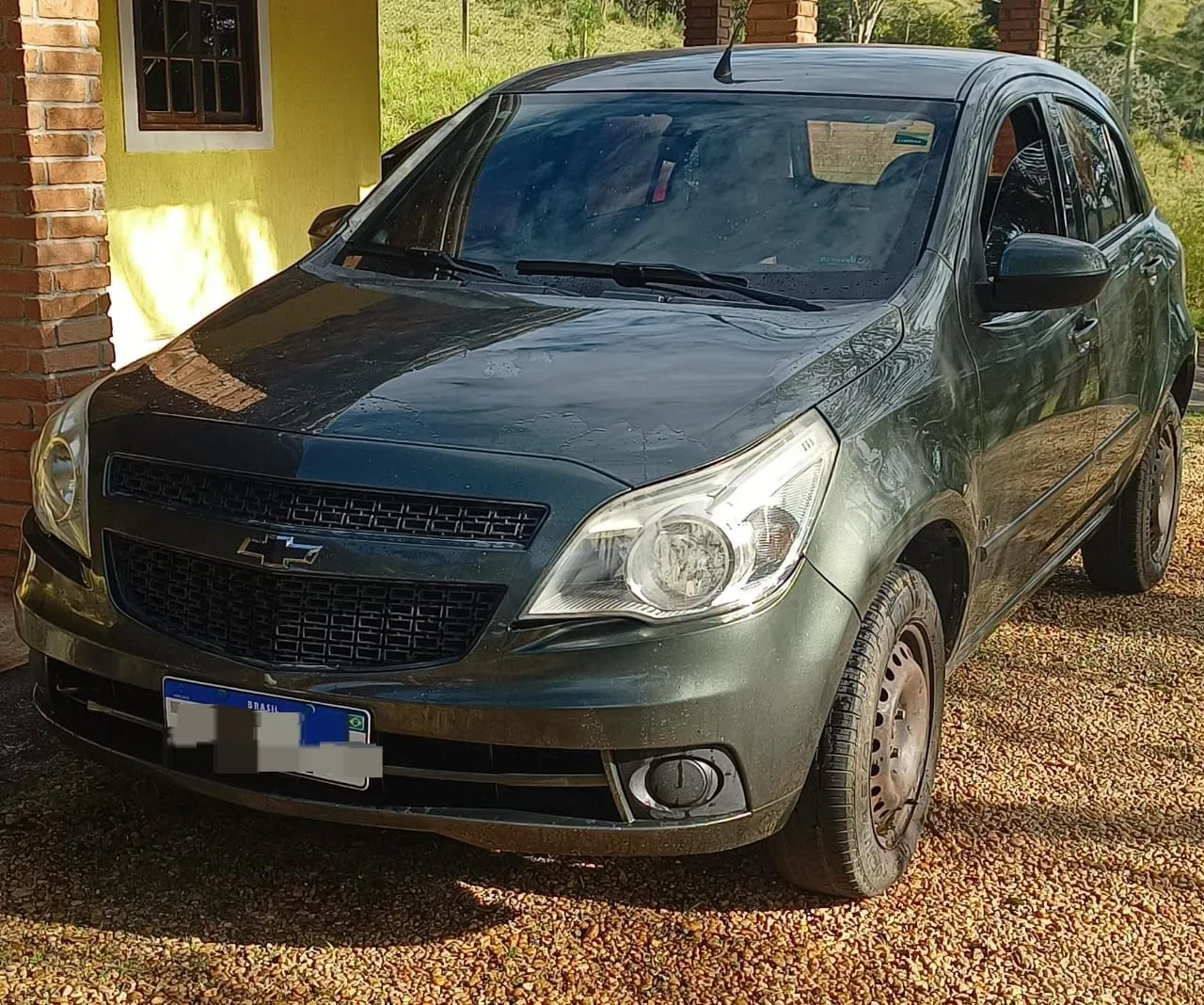 Carro conservado, sou 3° dona, está a venda pois tenho interesse em outro.