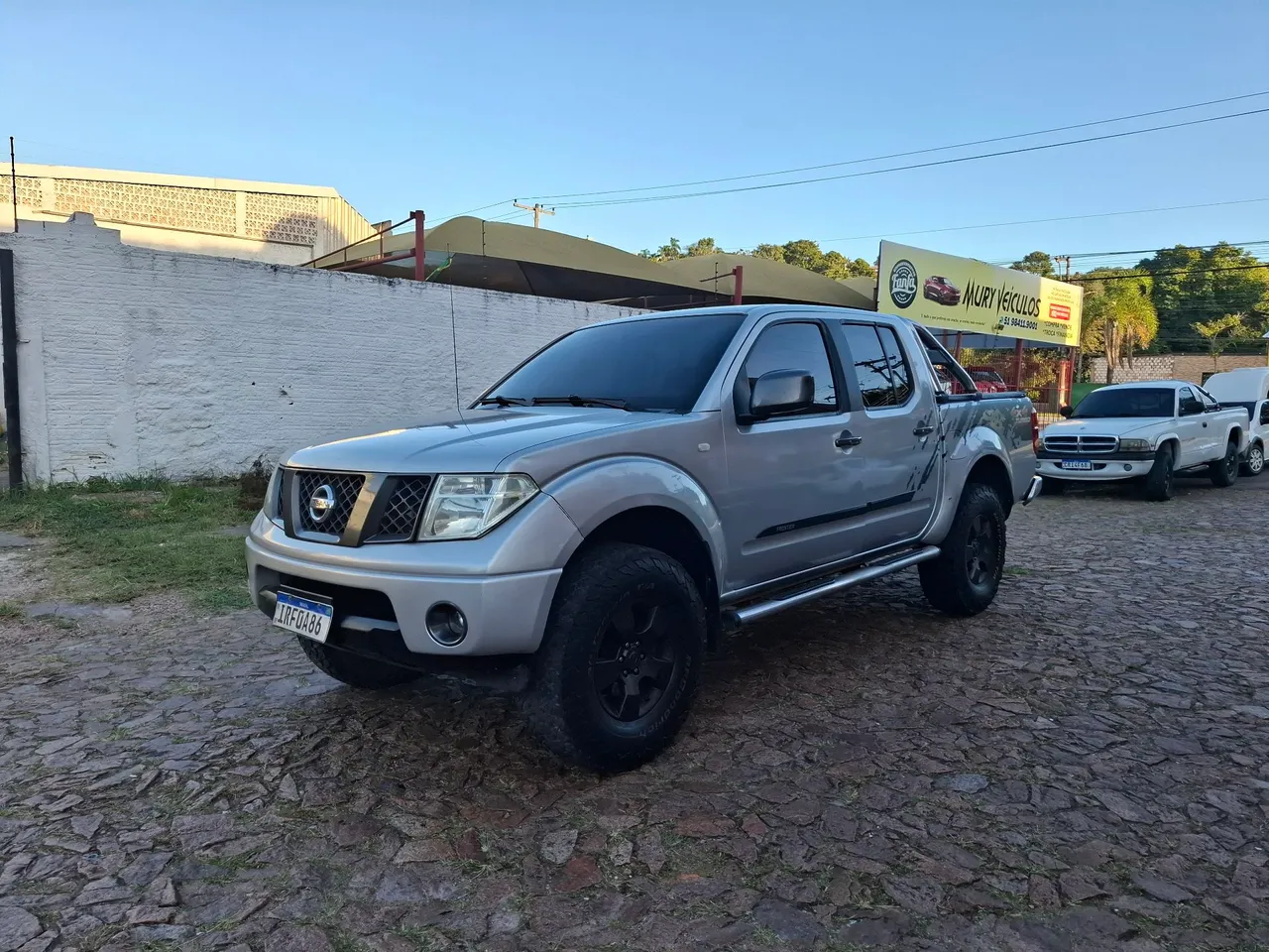 NISSAN FRONTIER 2010 Usados e Novos