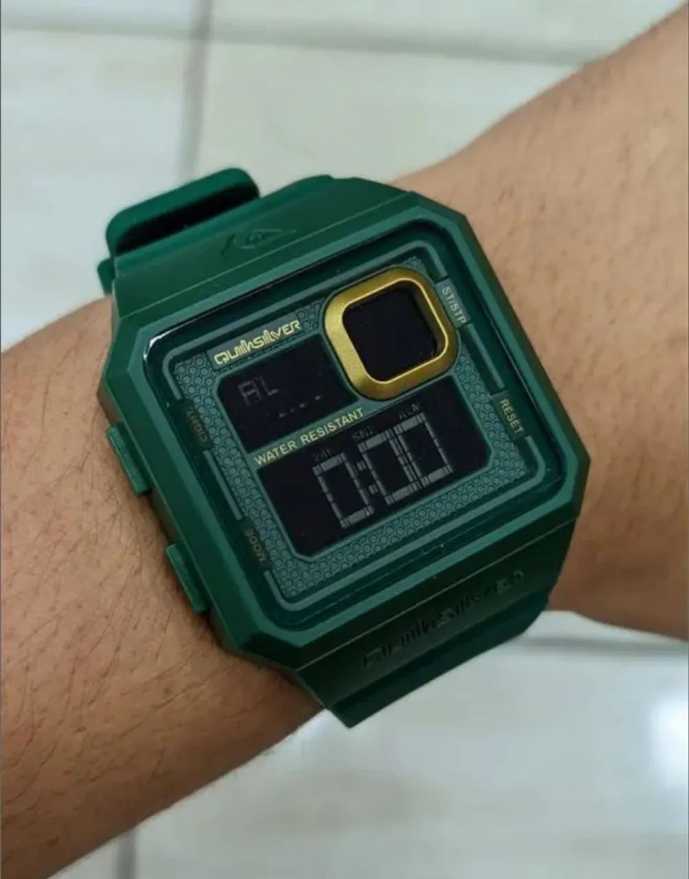 Relógio Digital Quiksilver Verde - Aprova D'água 