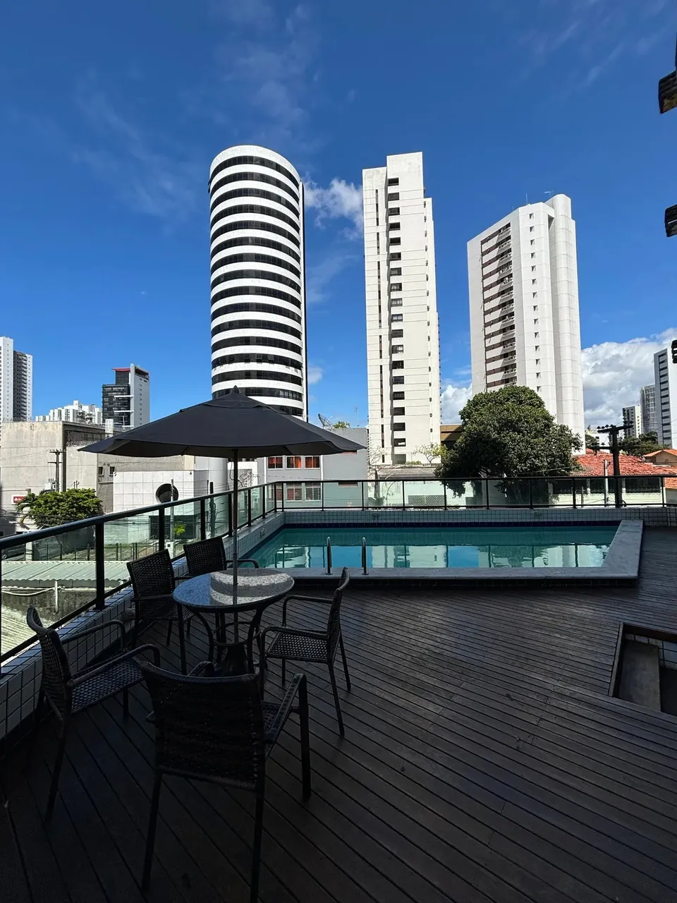 VENDO OU ALUGO APARTAMENTO NO ESPINHEIRO PROXIMO A AGAMENON