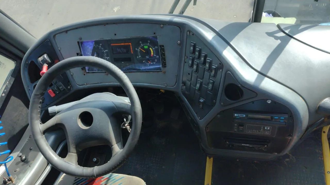 Ônibus Marcopolo G6 Ano 2002 - Foto 4